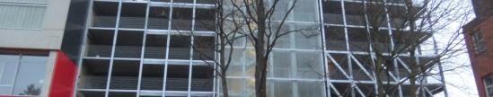 Parkhaus fast fertig - aber nicht mehr als P+R-Anlage, sondern nur zur Wichert-Eigennutzung, Foto Infoarcvhiv Parkhaus fast fertig; Foto: Infoarchiv
