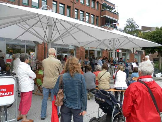 Konzert unterm Schirm am 30. Juni (Foto: Infoarchiv) Konzert unterm Schirm am 30. Juni