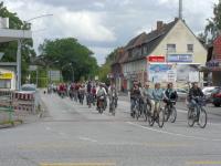Die Sternfahrt im Jahre 2009 an der Ecke Ulzburger Straße/Segeberger Chaussee (Foto: Infoarchiv) Fahrradsternfahrt 2009 an der Ecke Ulzburger Straße/Segeberger Chaussee
