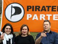 Der neue Freibeuter-Vorstand in Hamburg-Nord (v.l.): Samantha Pindinello, Marinke Gindullis und Hartwig Olszewski (Foto: Piraten) Der neue Vorstand der Piraten in Hamburg-Nord
